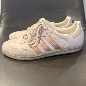 Women's Adidas Originals Samba OG LE sneaker -Off White/Copper Metallic colorway